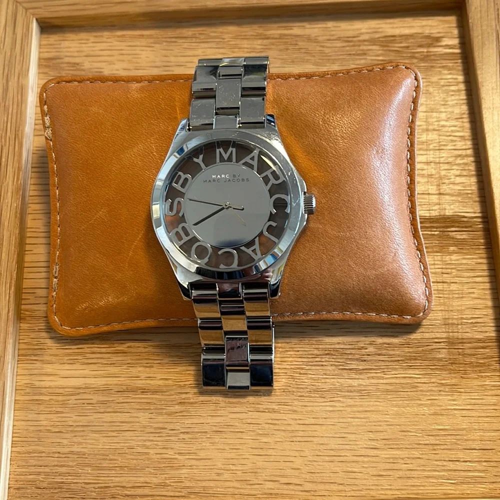 Marc Jacobs Henry Skeleton Silver Dial Stainless Steel Watch MBM3205 - Picture 1 of 1